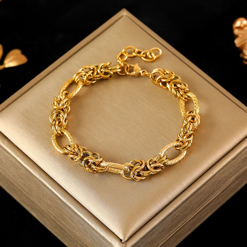 Bonté Aurélinne Bracelet – 18K Twisted Gold Bracelet